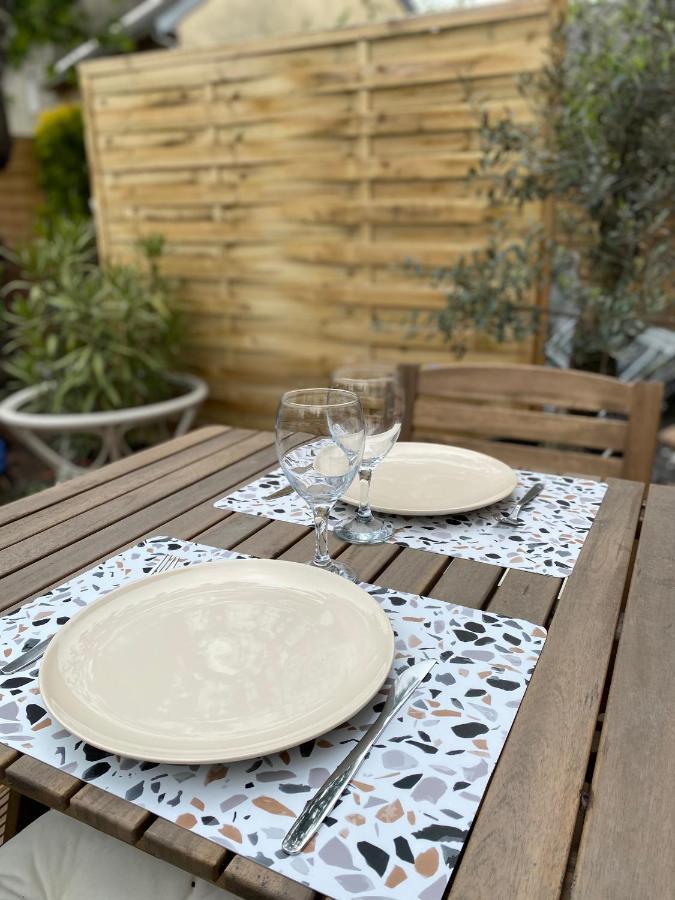 La Suite Dandy - Beau T2 -Terrasse, Parking Gratuit, Climatisation Bagnères-de-Bigorre Esterno foto
