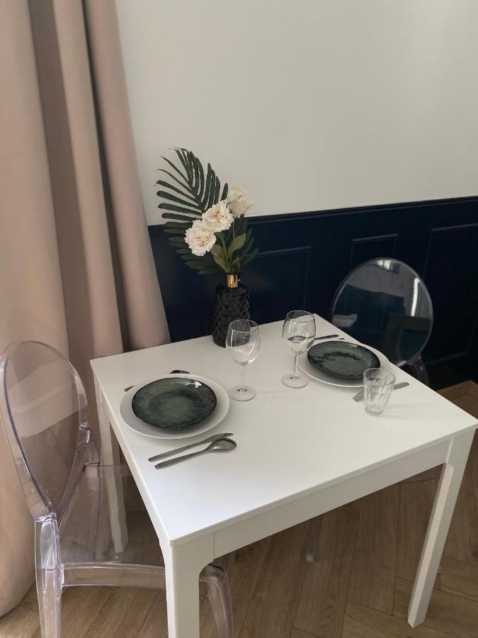 La Suite Dandy - Beau T2 -Terrasse, Parking Gratuit, Climatisation Bagnères-de-Bigorre Esterno foto